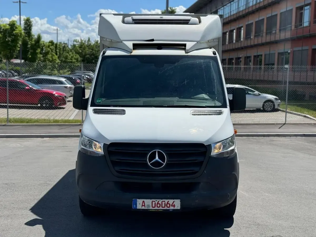 Gebraucht Mercedes Sprinter 163 PS (119 kW) 2020 Weiß Van