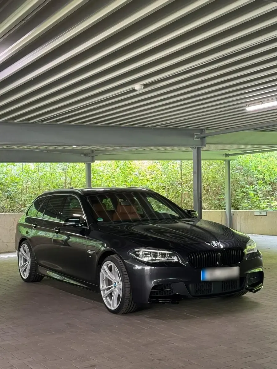 Gebraucht BMW 535 M Sport 313 PS (230 kW) 2014 Grau Kombi