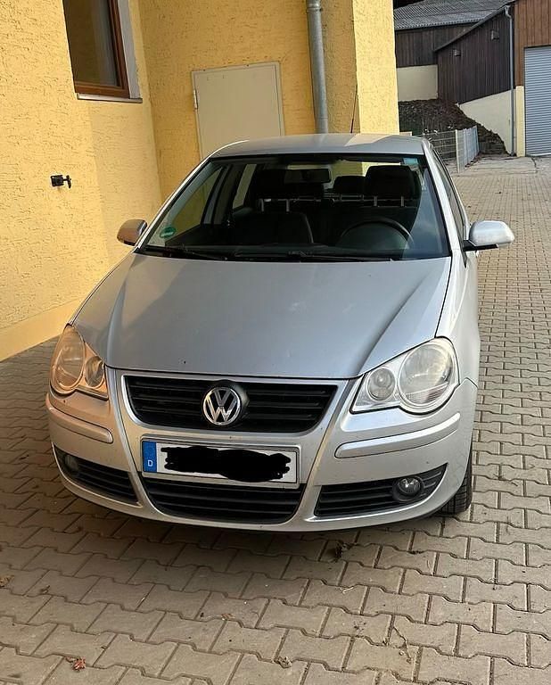 Silber Gebraucht 2007 VW Polo Comfortline Limousine | 2.200 € (Guter Preis) - Bild 1/4
