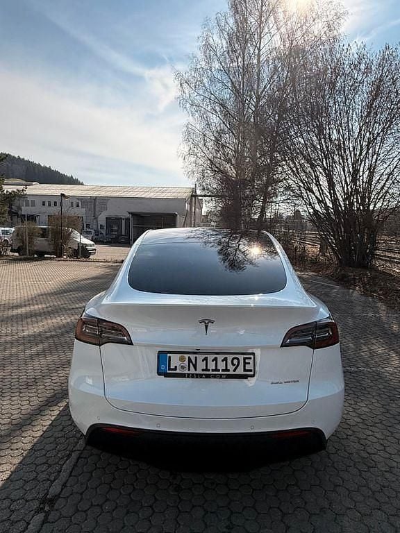 Gebraucht Tesla Model Y Long Range AWD 274 kW (373 PS) 2021 Weiß SUV