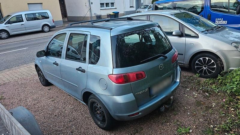 Second-hand Mazda 2 Active 68 CP (50 kW) 2004 Albastru Hatchback