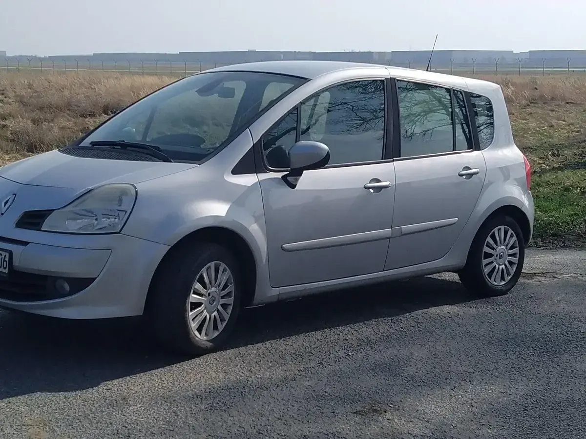 Gebraucht Renault Grand Modus Dynamique 75 PS (55 kW) 2008 Silber Van / Kleinbus