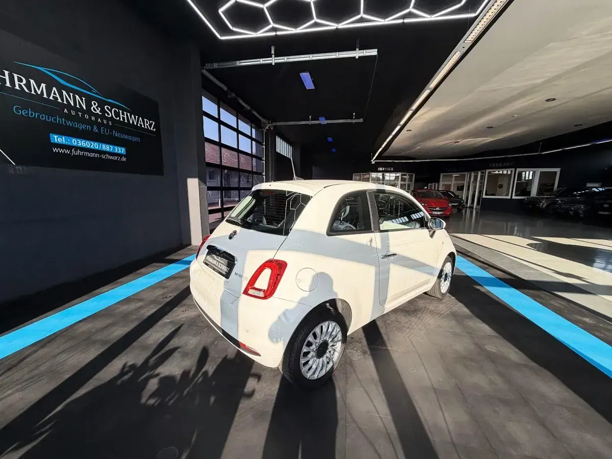 Gebraucht Fiat 500 Club 69 PS (50 kW) 2022 Weiß Kleinwagen