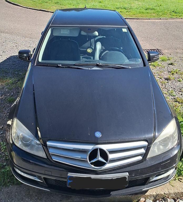 Schwarz Gebraucht 2010 Mercedes 250 Limousine | 2.800 € (Fairer Preis) - Bild 1/4