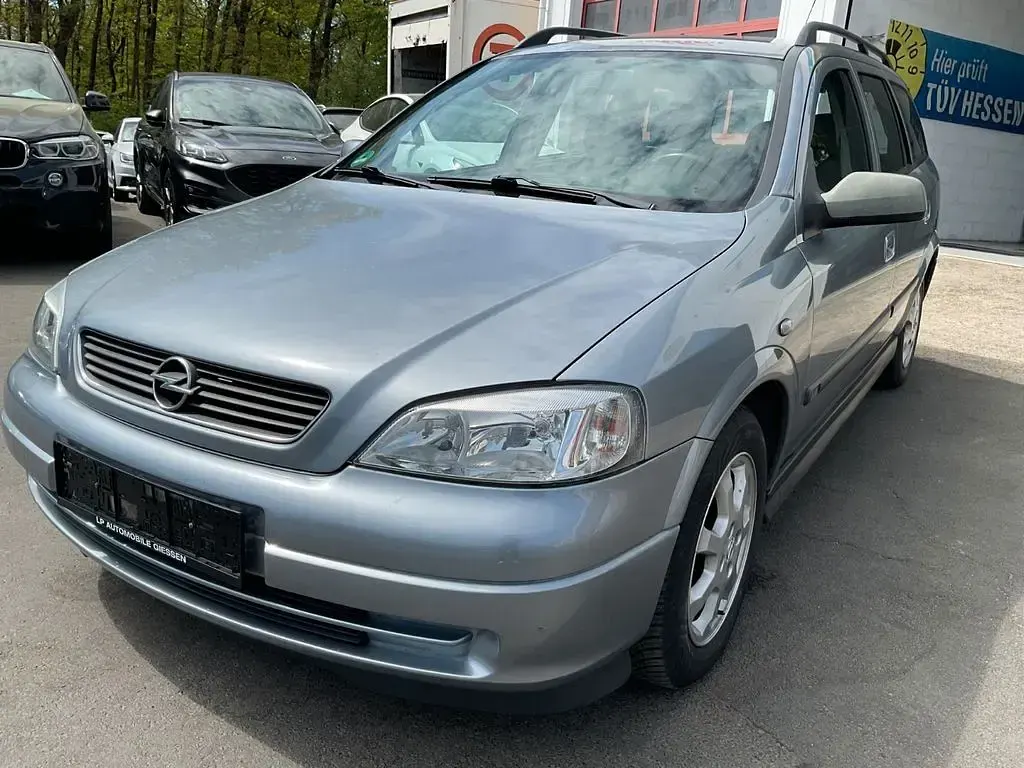 Second-hand Opel Astra 84 CP (61 kW) 2003 Argintiu Break