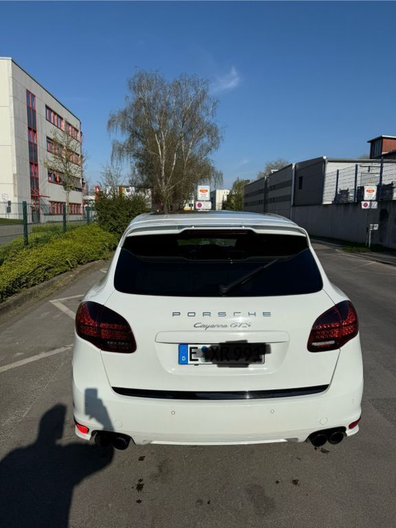 Weiß Gebraucht 2014 Porsche Cayenne GTS SUV | 32.900 € (Fairer Preis) - Bild 1/4