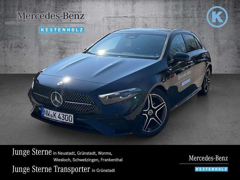 Schwarz Gebraucht 2025 Mercedes A200 AMG Limousine | 42.660 € - Bild 1/4
