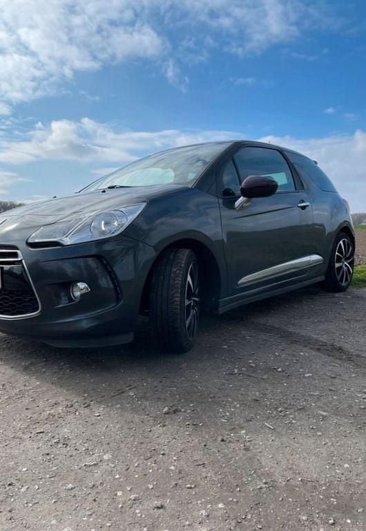 Gebraucht Citroën DS3 Sport Chic 156 PS (114 kW) 2012 Silber Kleinwagen