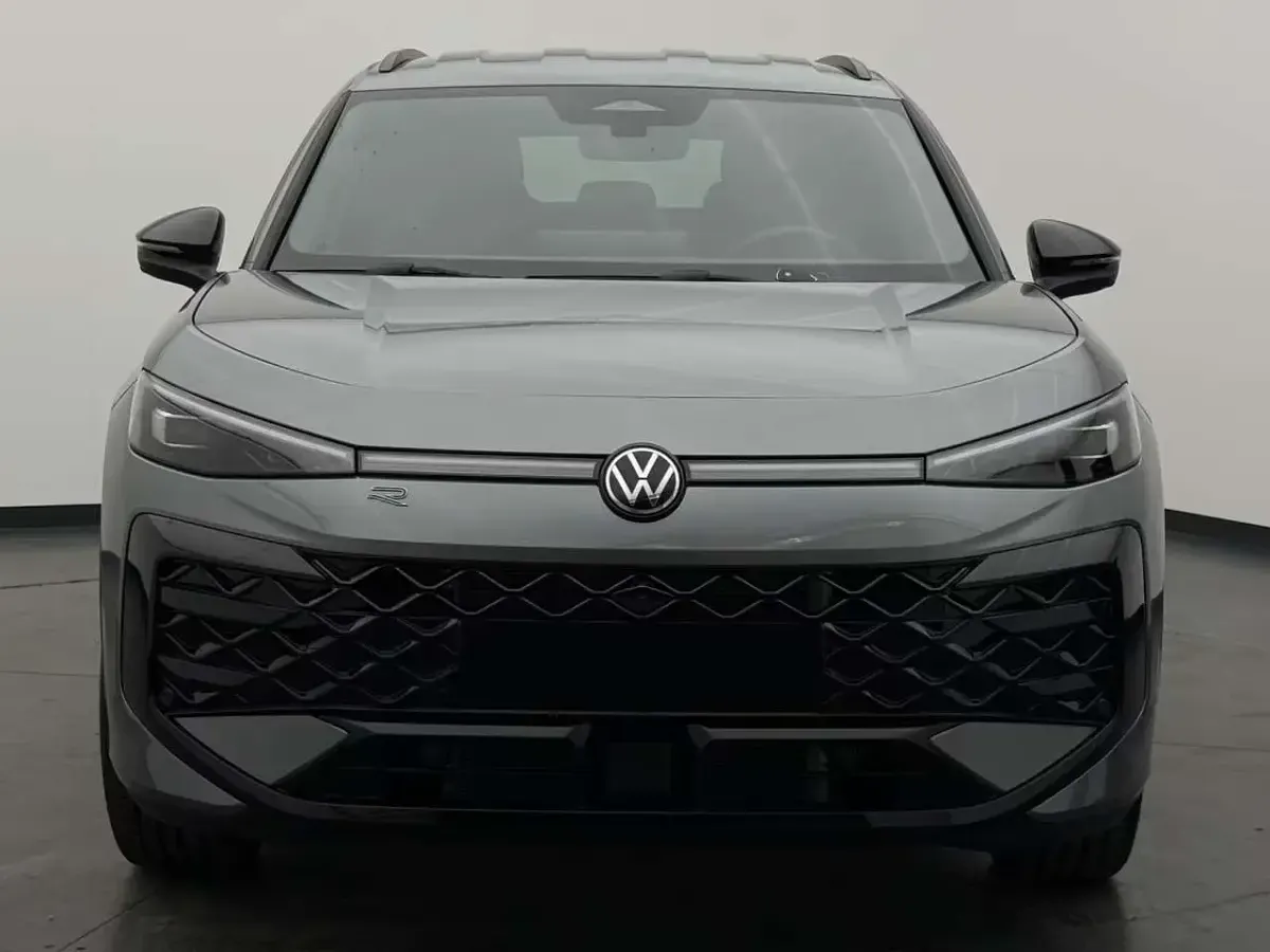 Neu VW T-Roc R-line 150 PS (110 kW) 2026 Grau SUV