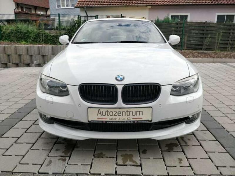 Gebraucht BMW 318 Cabriolet Comfort Edition 143 PS (105 kW) 2010 Weiß Cabrio