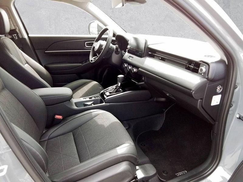Neu Honda HR-V Advance 107 PS (78 kW) 2025 Grau SUV