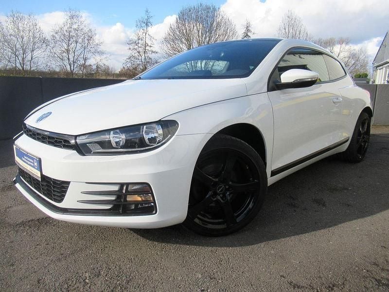 Gebraucht VW Scirocco 125 PS (91 kW) 2017 Weiß Coupé