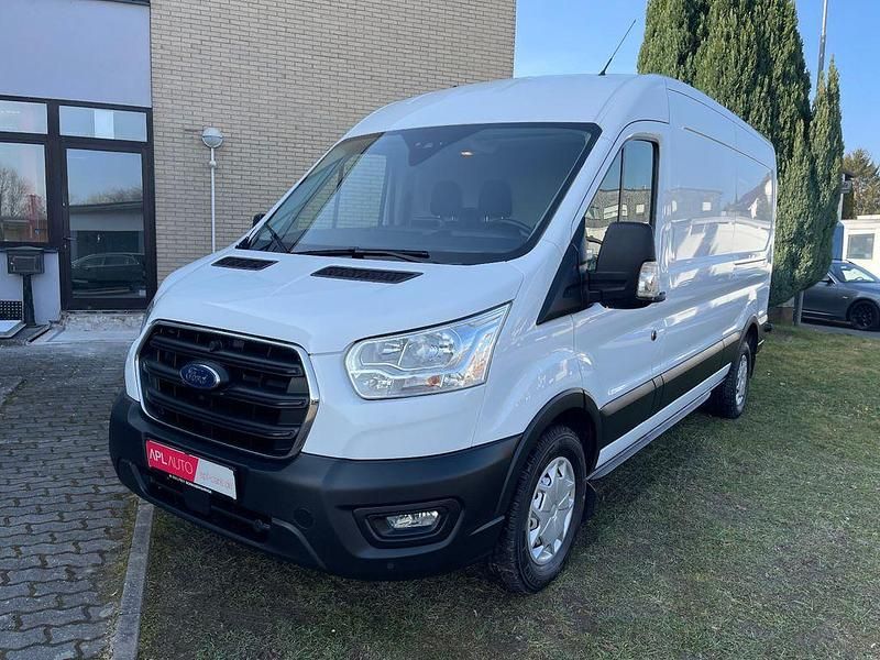 Gebraucht Ford Transit Trend 131 PS (96 kW) 2021 Weiß Van / Kleinbus