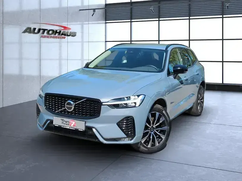 Gebraucht Volvo XC60 Plus 197 PS (144 kW) 2023 Grau SUV
