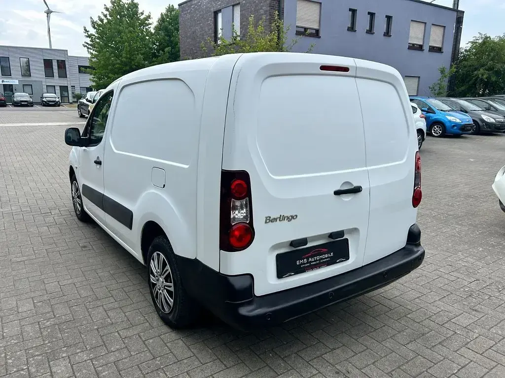 Gebraucht Citroën Berlingo 90 PS (66 kW) 2013 Weiß Van / Kleinbus