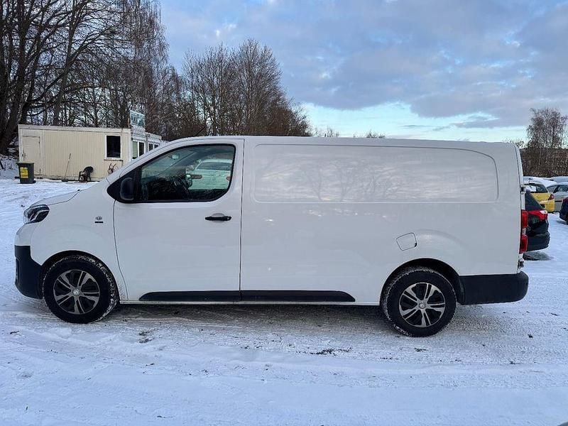 Gebraucht Toyota Proace 122 PS (89 kW) 2021 Weiß Van / Kleinbus