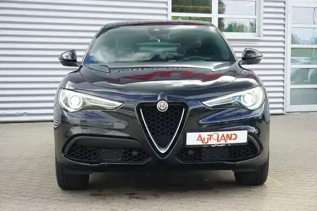 Gebraucht Alfa Romeo Stelvio Super 280 PS (205 kW) 2019 Nero vulcano metallic SUV