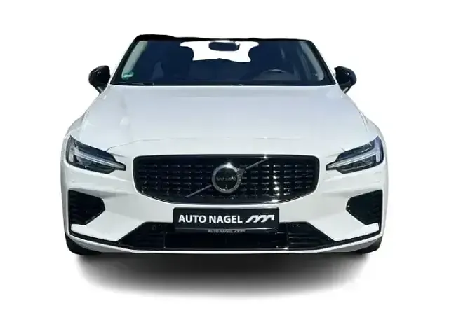 Second-hand Volvo V60 Plus 398 CP (292 kW) 2024 Alb Break
