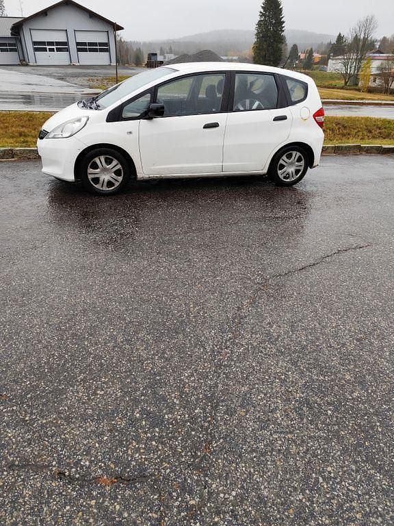 Weiß Gebraucht 2010 Honda Jazz S Kleinwagen | 855 € (Superpreis) - Bild 1/2