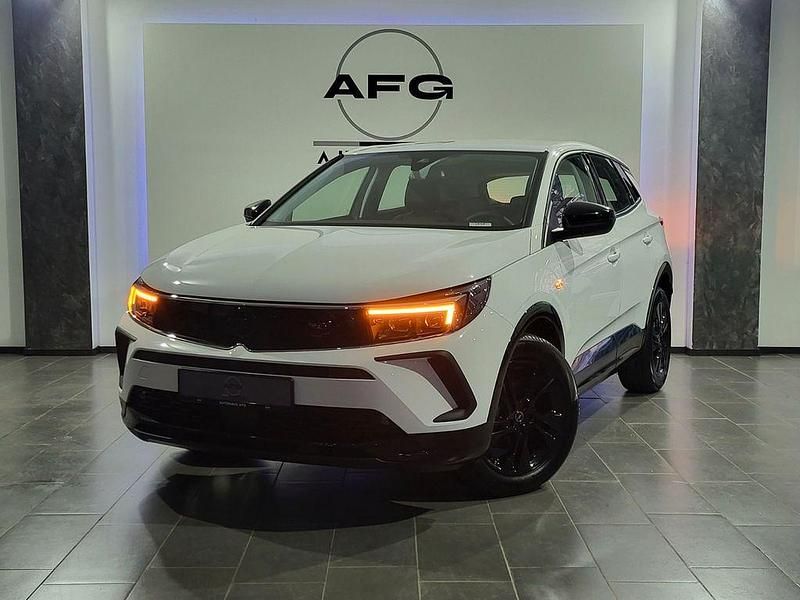 Weiß Gebraucht 2024 Opel Grandland X SUV | 24.395 € (Superpreis) - Bild 1/4