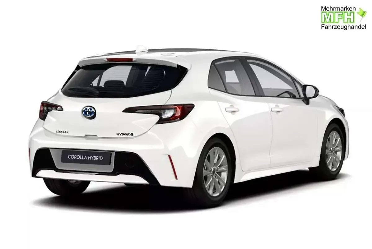 Neu Toyota Corolla Active 98 PS (72 kW) 2026 Super white Limousine