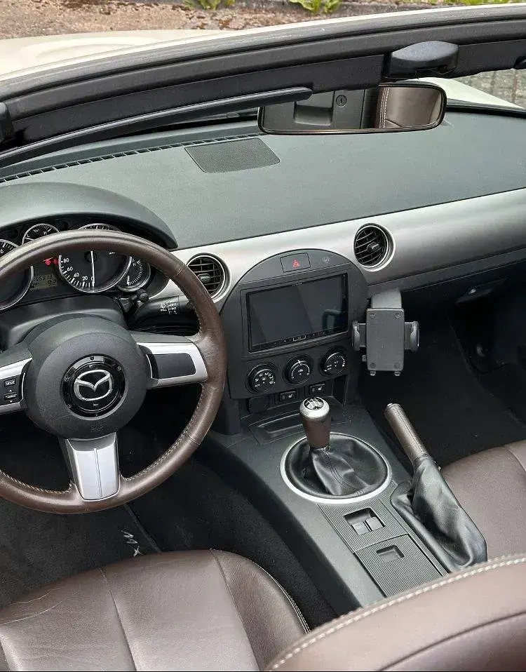 Gebraucht Mazda MX5 160 PS (117 kW) 2009 Weiß Cabrio
