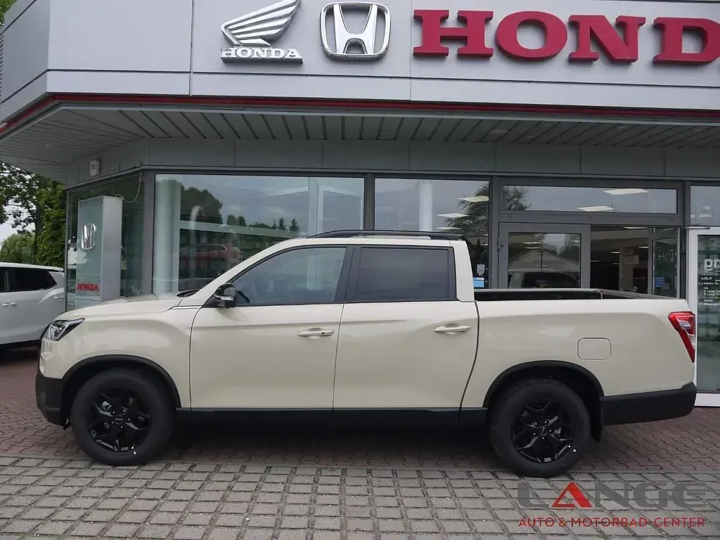Gebraucht KGM Musso 201 PS (147 kW) 2025 Sandstone beige Pickup