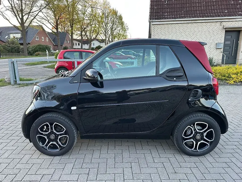 Gebraucht Smart ForTwo Cabrio Prime 90 PS (66 kW) 2019 Schwarz Cabrio
