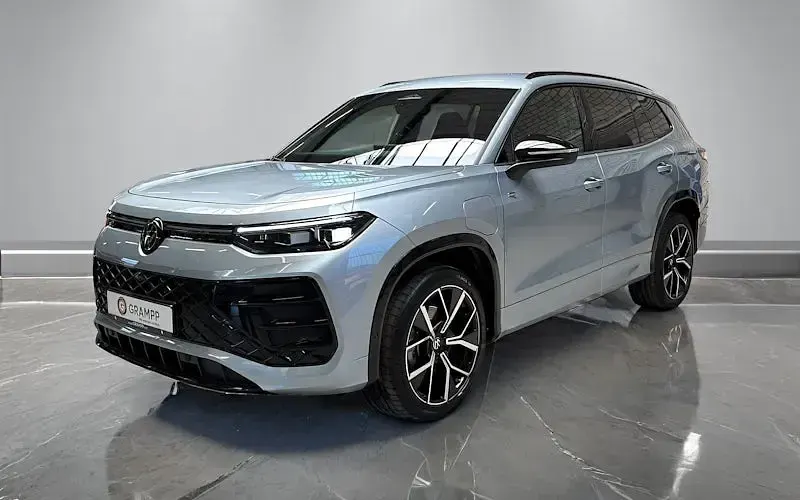 Gebraucht VW Tayron Style 272 PS (200 kW) 2025 Silber SUV