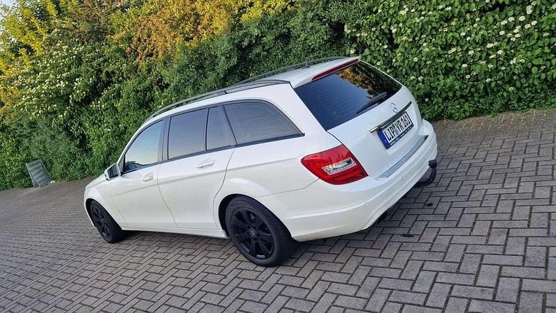 Gebraucht 2012 Mercedes C180 Elegance Kombi | 9.000 € (Fairer Preis) - Bild 1/4