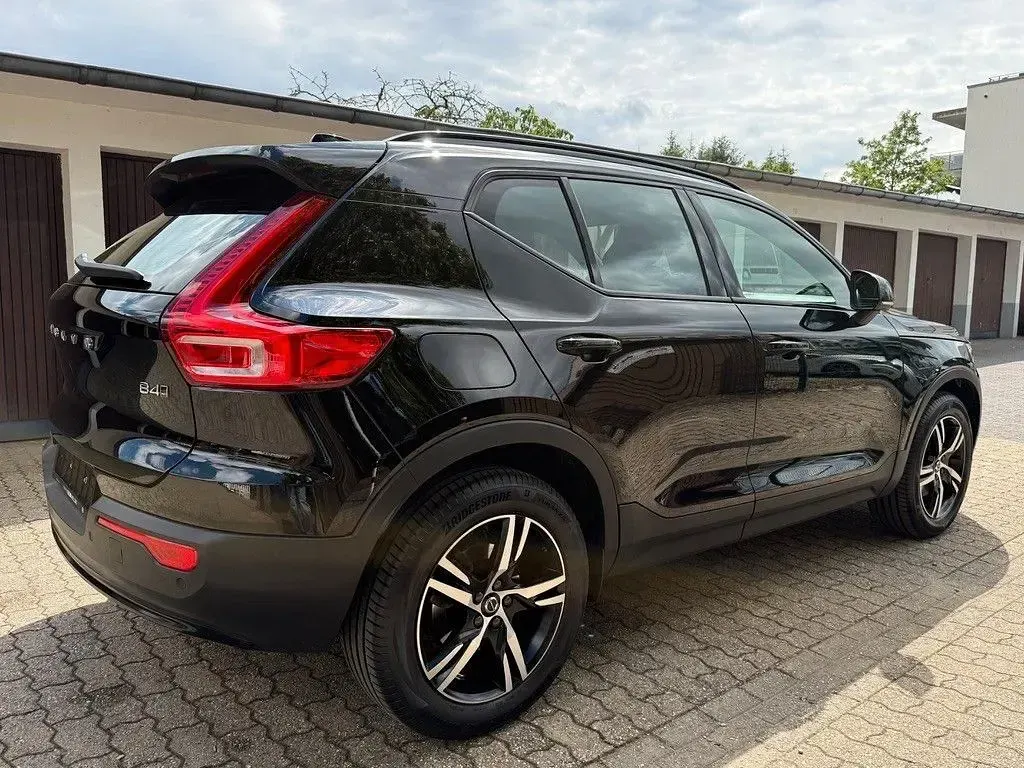 Gebraucht Volvo XC40 Plus 197 PS (144 kW) 2023 Schwarz SUV