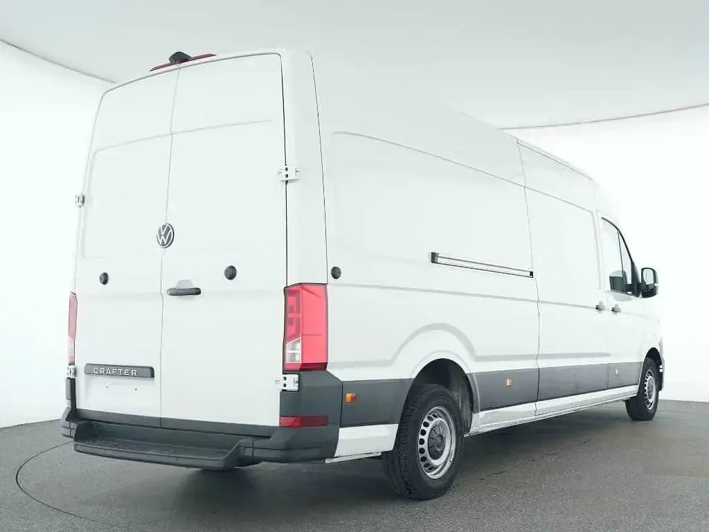 Gebraucht VW Crafter 140 PS (102 kW) 2025 Weißkeine angabe Van