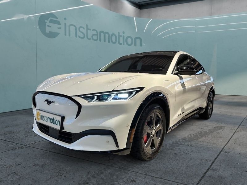 Gebraucht Ford Mustang Mach-E Extended Range 258 kW (351 PS) 2022 Weiß SUV