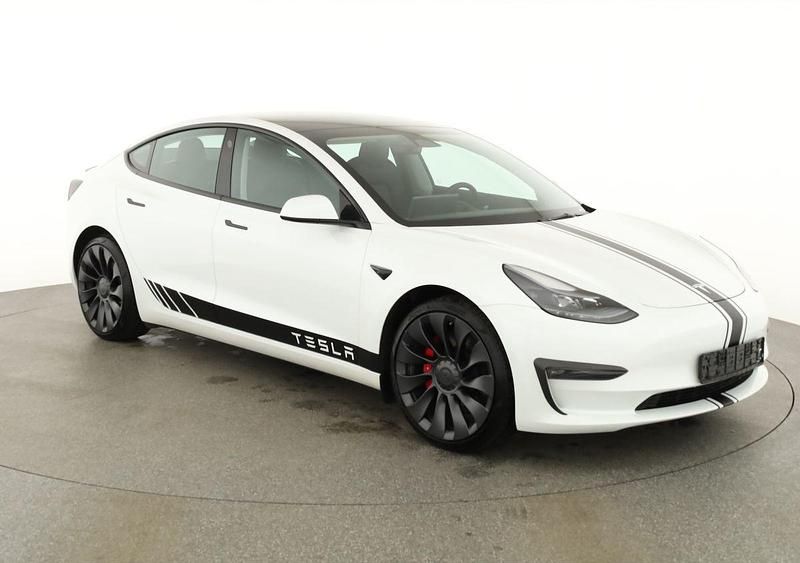 Gebraucht Tesla Model 3 Performance 377 kW (513 PS) 2021 Pearl white multicoat Limousine