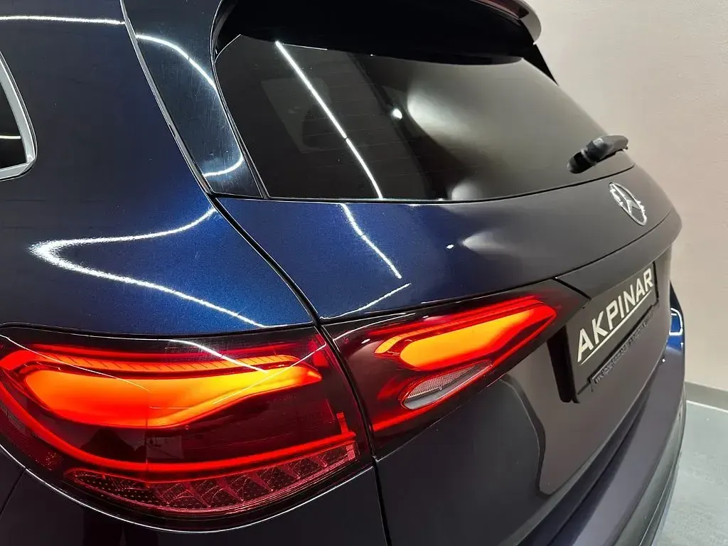 Gebraucht Mercedes GLC220 197 PS (144 kW) 2022 Blau SUV