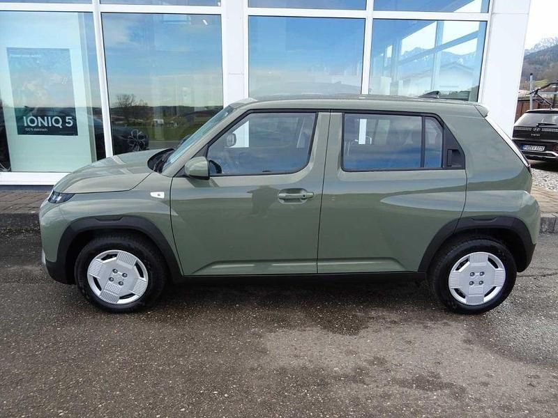 Gebraucht Hyundai Inster Select 71 kW (97 PS) 2025 Tomboy khaki / sol) (gruen Kleinwagen