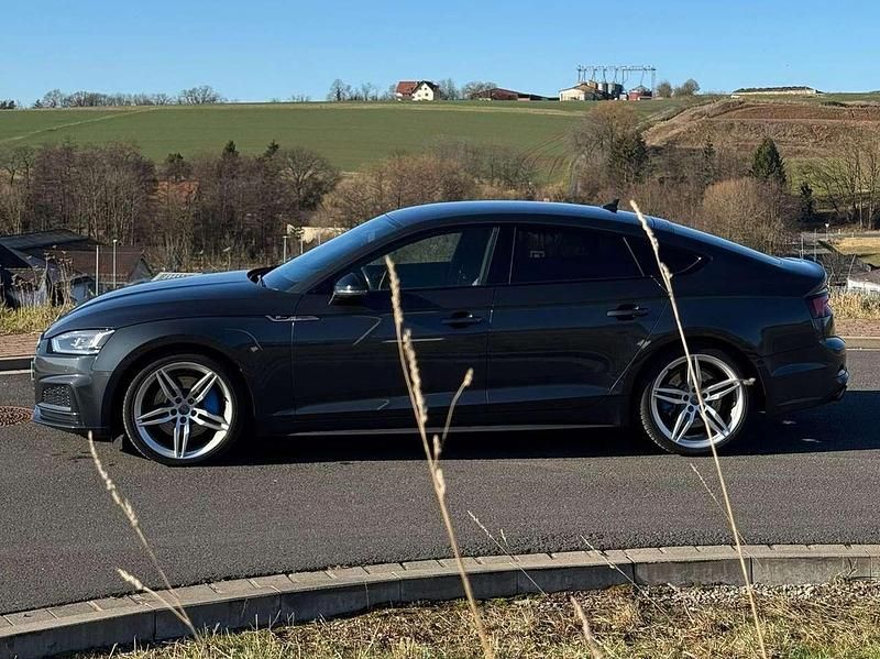 Gebraucht Audi A5 Sport 252 PS (185 kW) 2017 Grau Coupé