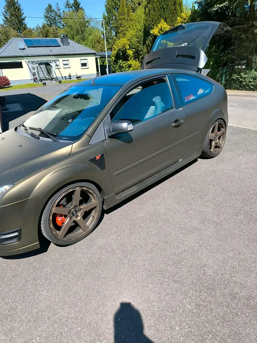Gebraucht Ford Focus ST 305 PS (224 kW) 2007 Schwarz