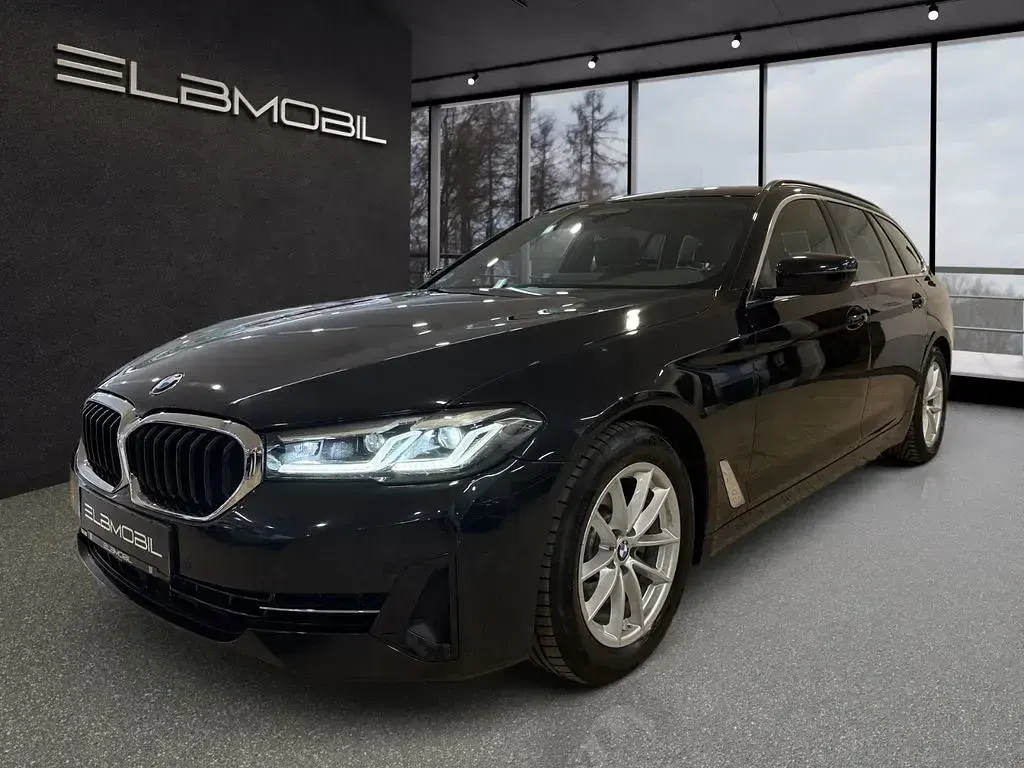 Gebraucht BMW 520 Sport Line 190 PS (139 kW) 2021 Schwarz Limousine