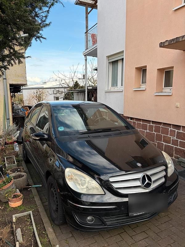 Gebraucht Mercedes B200 136 PS (100 kW) 2005 Schwarz Van / Kleinbus