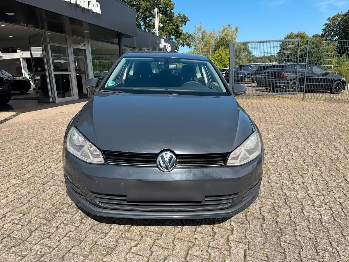Gebraucht VW Golf VII 86 PS (63 kW) 2016 Grau Limousine