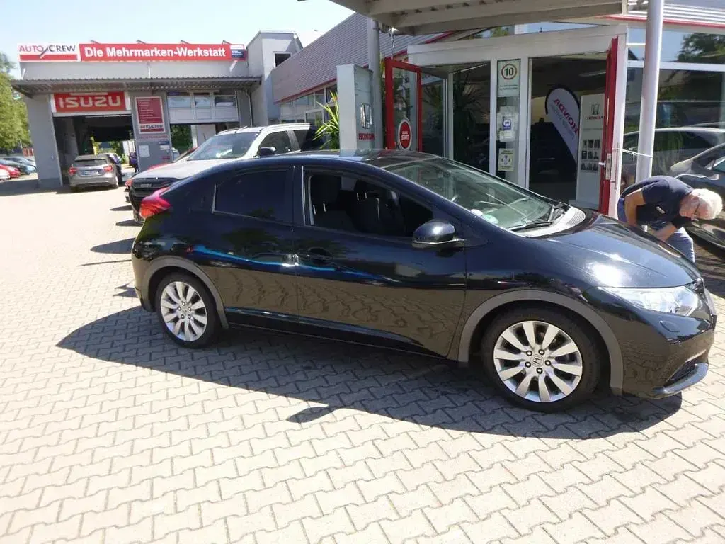 Gebraucht Honda Civic Lifestyle 141 PS (103 kW) 2014 Schwarz Limousine