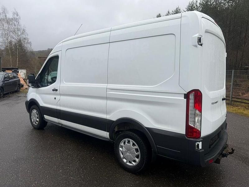 Gebraucht Ford Transit Trend 131 PS (96 kW) 2020 Weiß Van / Kleinbus