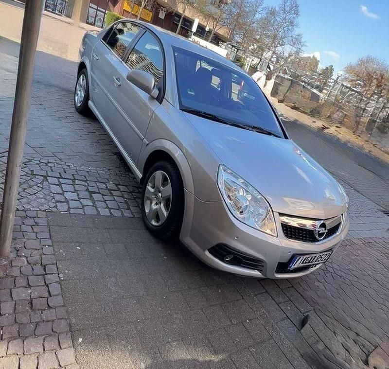 Gebraucht Opel Vectra Cosmo 155 PS (114 kW) 2006 Silber Limousine