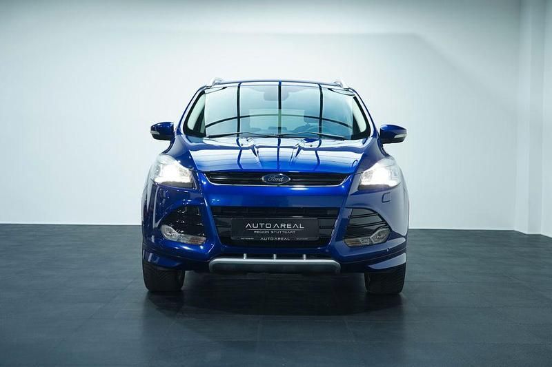 Gebraucht Ford Kuga Individual 179 PS (131 kW) 2016 Blau SUV