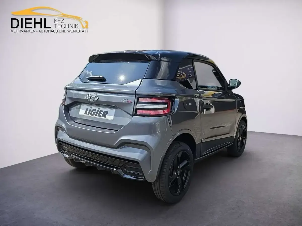 Neu Ligier JS50 2026 Graphite grau Kleinwagen