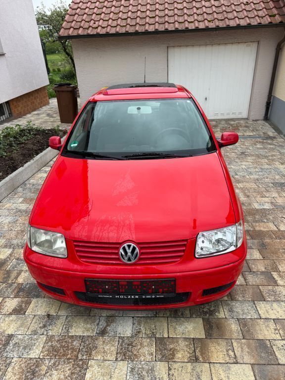 Rot Gebraucht 2001 VW Polo Limousine | 749 € (Guter Preis) - Bild 1/4