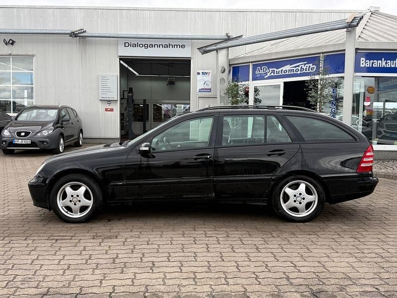 Gebraucht Mercedes C200 122 PS (89 kW) 2005 Schwarz Kombi