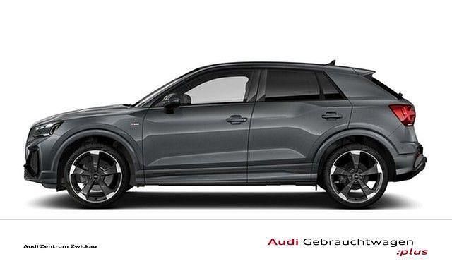 Grau Neu 2025 Audi Q2 S-Line SUV | 49.990 € - Bild 1/4