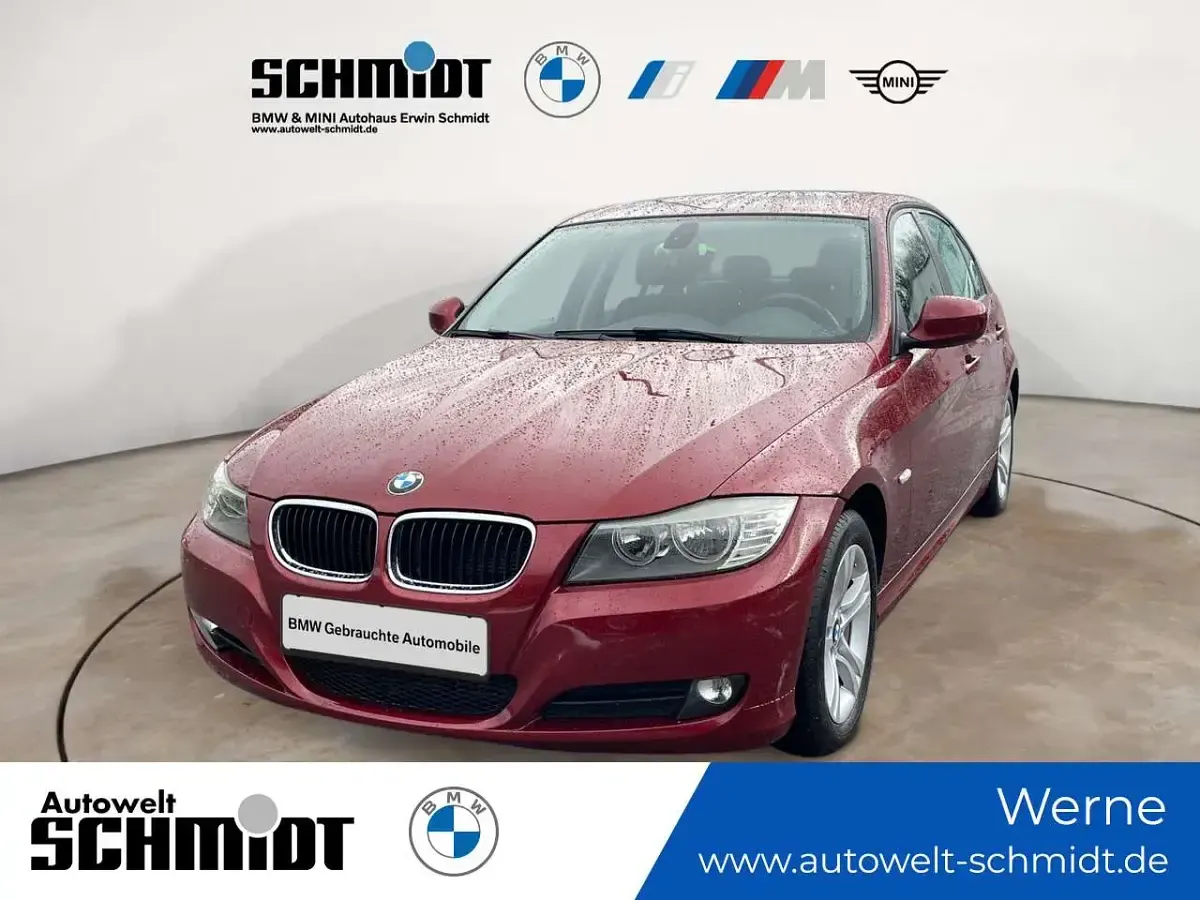 Second-hand BMW 318 143 CP (105 kW) 2010 Roșu Berlinǎ